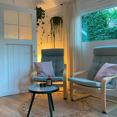 Tiny House Tussen De Grachten Sneek Εξωτερικό φωτογραφία